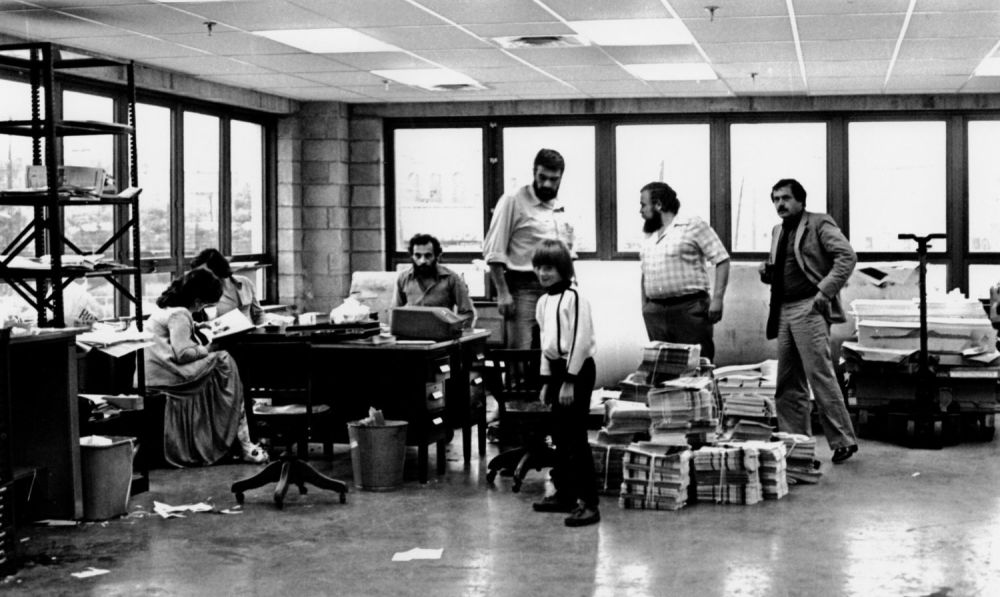 Первый день в редакции. Первый день в редакции. Газета день” (1861),. Первый день в редакции. Журналист 19 века.