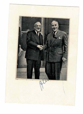 HISTORY - QUEILLE Henri (1884 - 1970) - Signed printed photograph
