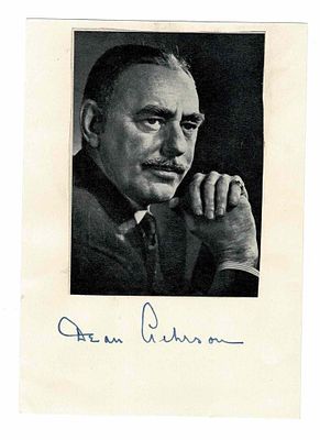 HISTORY - ACHESON Dean (1893 - 1971) - Signed printed photograph