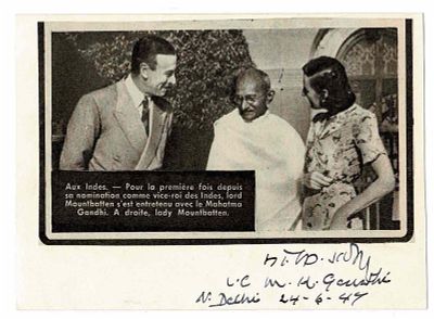 HISTORY - GANDHI Mohandas Karamchand (1869 - 1948) - Autograph letters signed