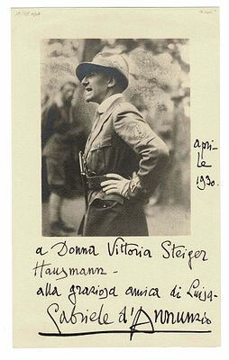 LITERATURE - D'ANNUNZIO Gabriele (1863 - 1938) - Photograph dedicated