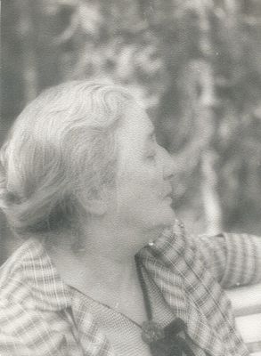 LITERATURE - AKHMATOVA Anna (1889 - 1966) - Autograph dedication signed