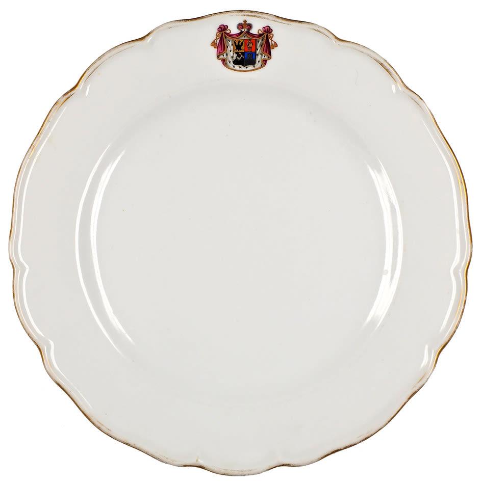 Существительные среднего рода. Растение во множественном числе. Блюдечку какой род. Блюдечку какой род. Блюдце какой падеж.